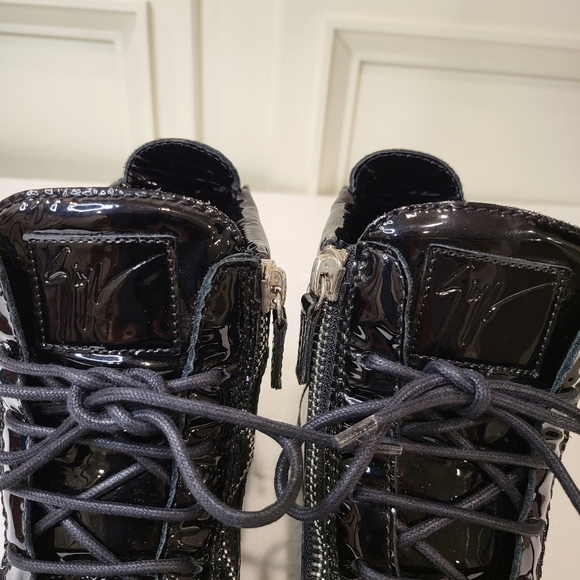 Giuseppe Zanotti 🥳🥳HOST PICK🥳🥳High Top Sneakers - Picture 13 of 16